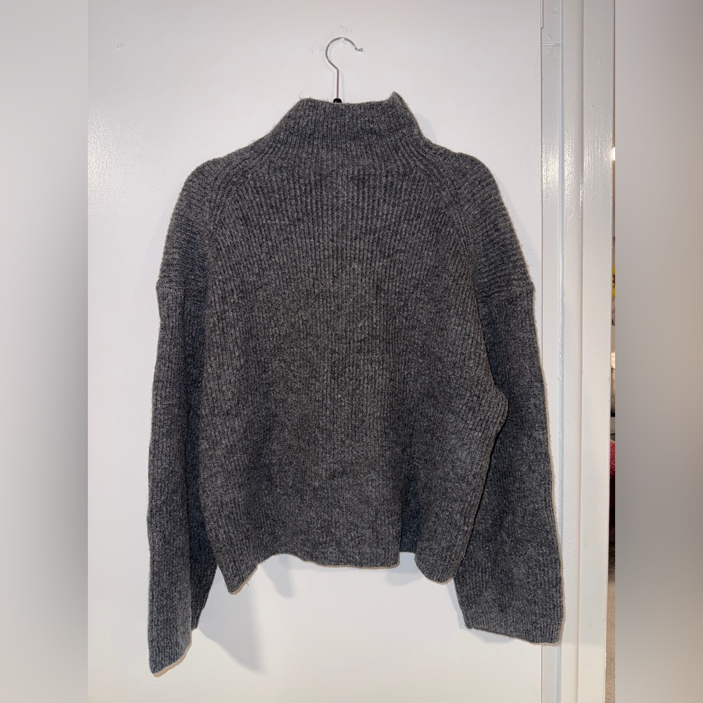 H&M Quarter Zip Sweater - Picture 2 of 3
